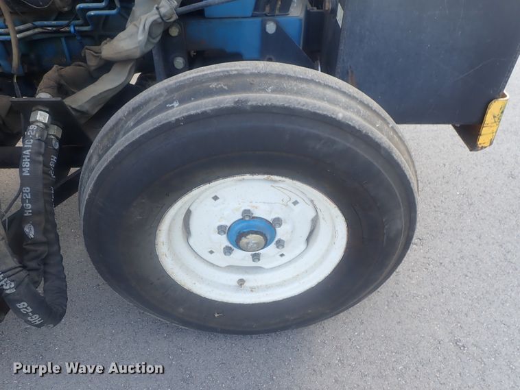 image for item DG2973 1994 Ford 3930  tractor