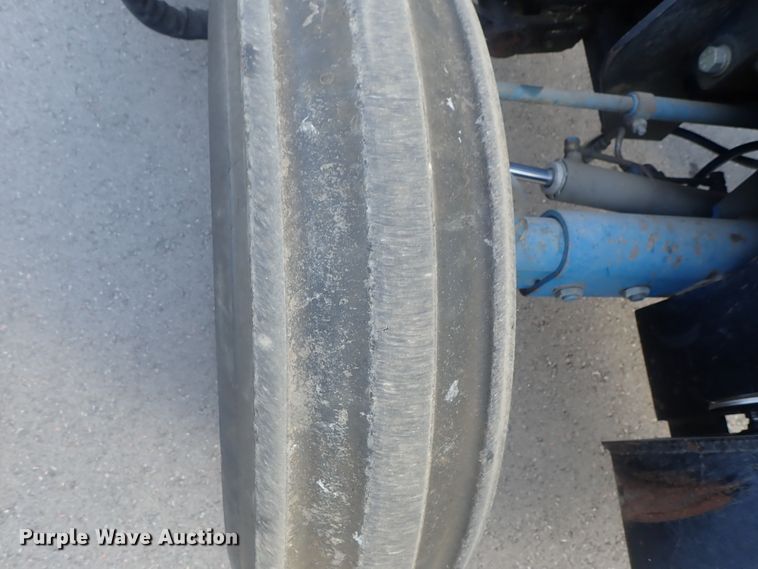 image for item DG2973 1994 Ford 3930  tractor