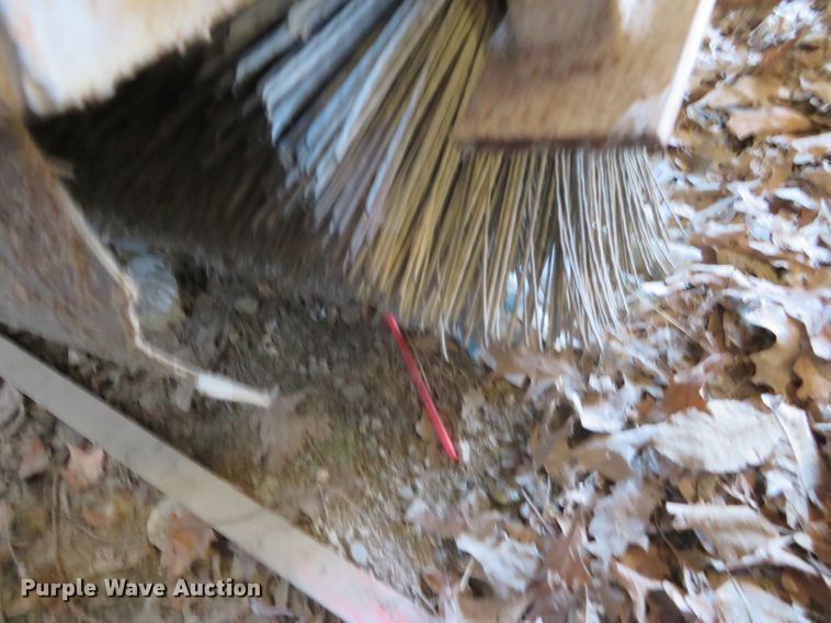 image for item DH0634 Sweepster broom