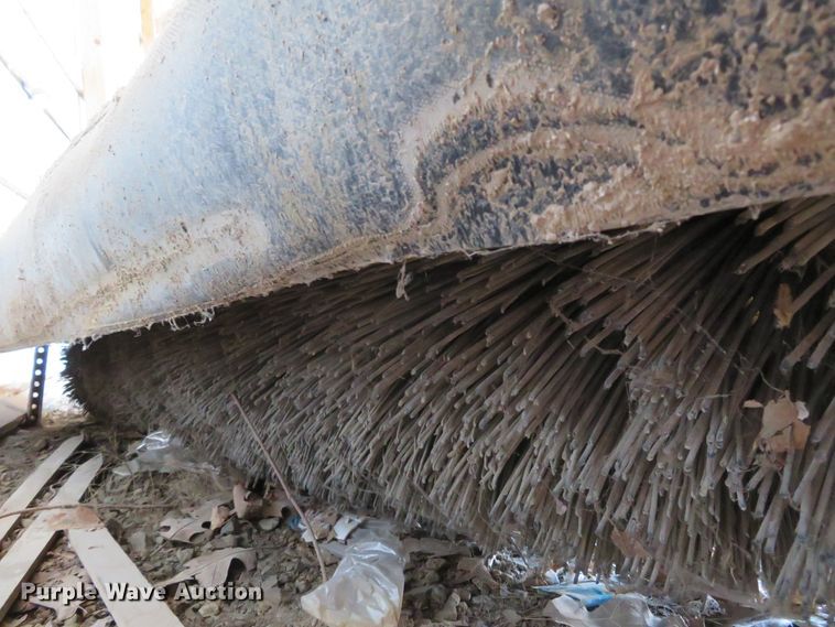 image for item DH0634 Sweepster broom