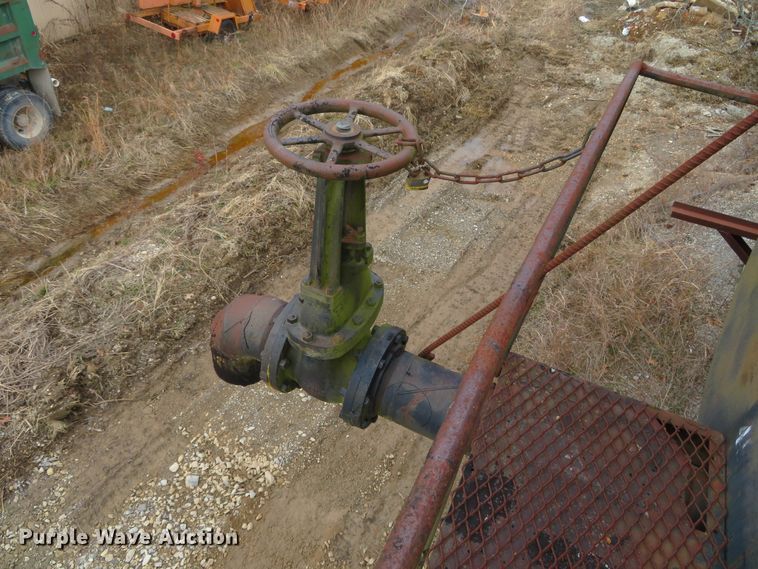 image for item DH0637 Oil tank