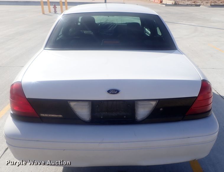 image for item DI7486 2006 Ford Crown Victoria Police Interceptor