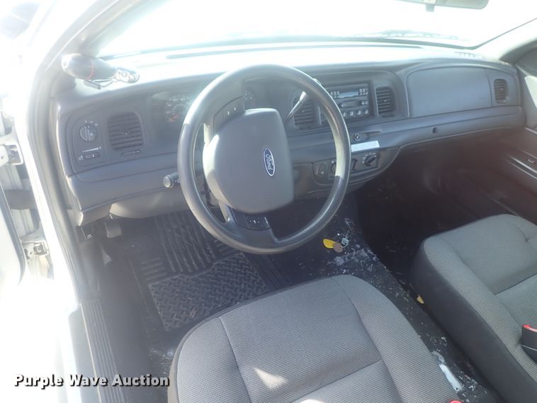 image for item DI7486 2006 Ford Crown Victoria Police Interceptor