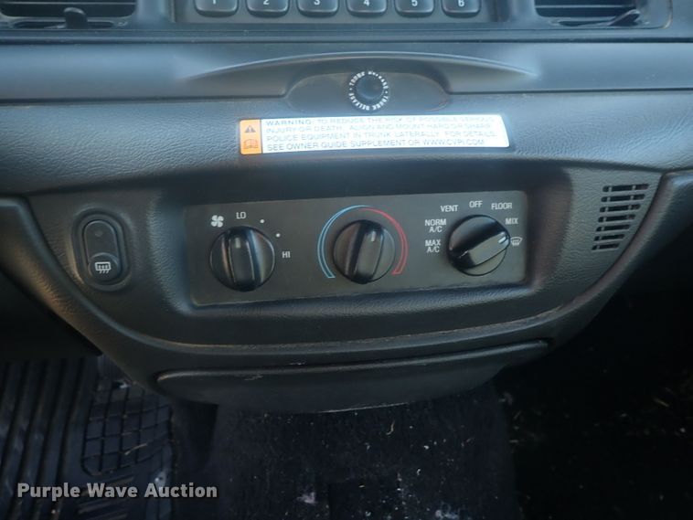 image for item DI7486 2006 Ford Crown Victoria Police Interceptor