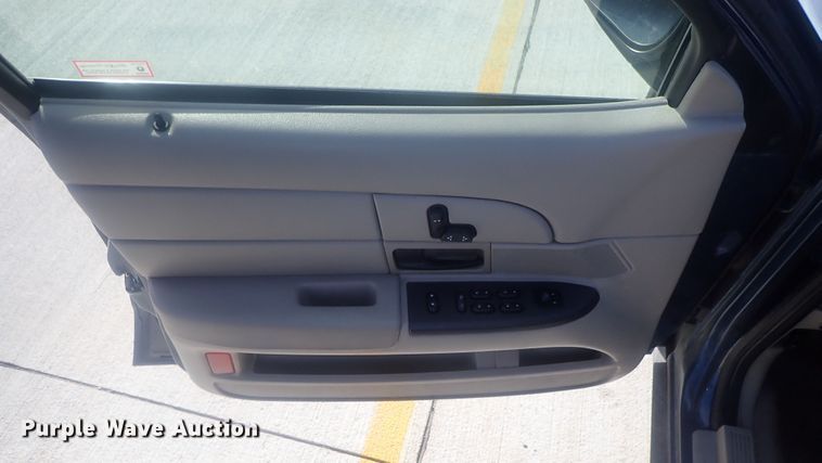 image for item DI7487 2008 Ford Crown Victoria Police Interceptor