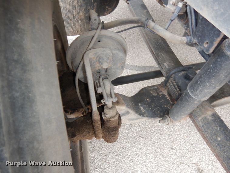 image for item DJ2750 2008 International 7400  utility/service truck