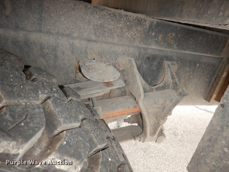 image for item DJ2750 2008 International 7400  utility/service truck