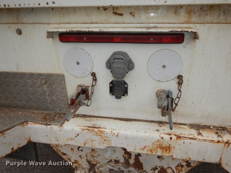 image for item DJ2750 2008 International 7400  utility/service truck