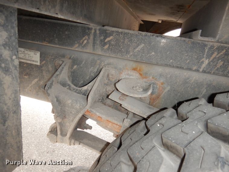 image for item DJ2750 2008 International 7400  utility/service truck