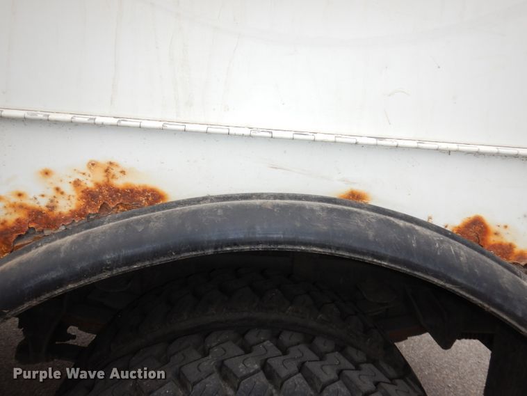 image for item DJ2750 2008 International 7400  utility/service truck