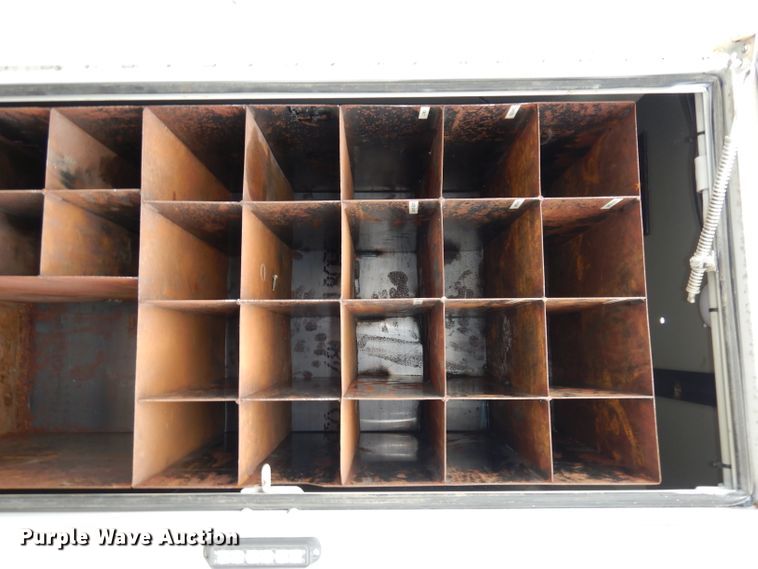 image for item DJ2750 2008 International 7400  utility/service truck