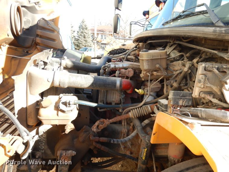 image for item DJ2761 2012 Freightliner  school bus