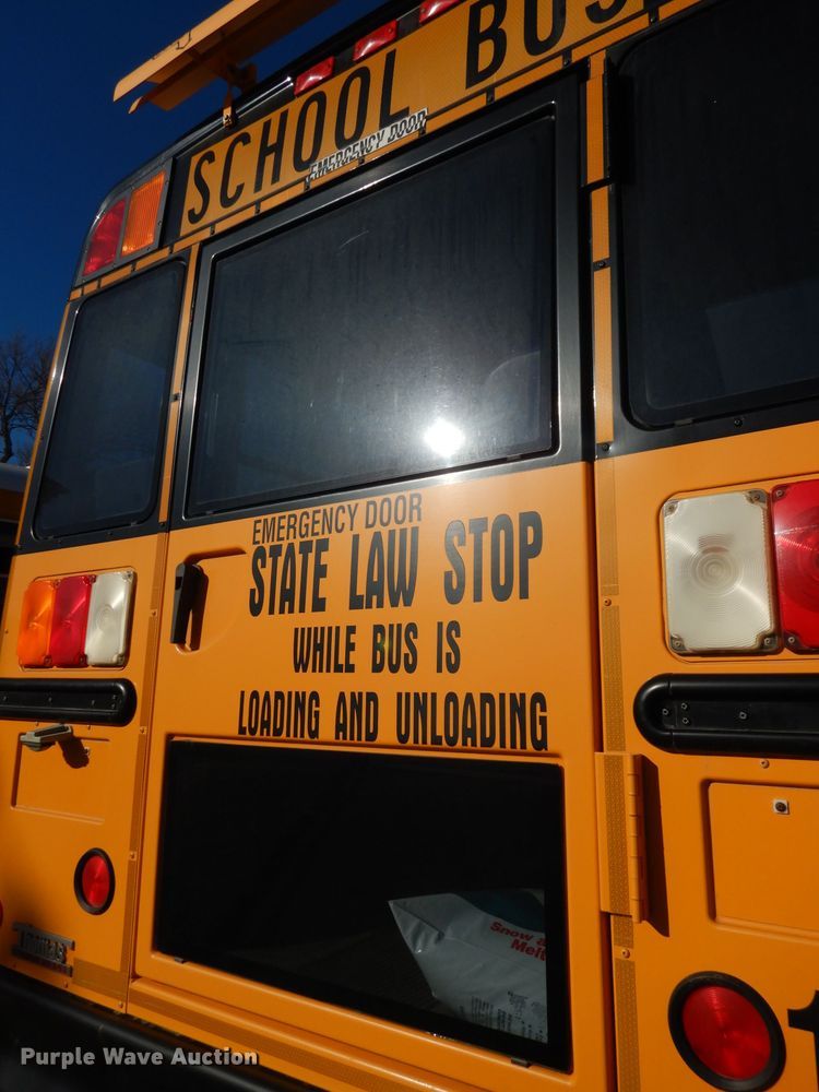 image for item DJ2761 2012 Freightliner  school bus