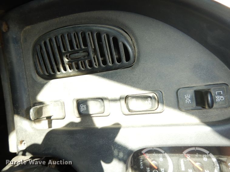 image for item DJ2761 2012 Freightliner  school bus