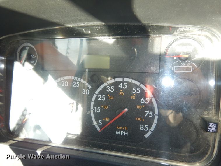 image for item DJ2761 2012 Freightliner  school bus