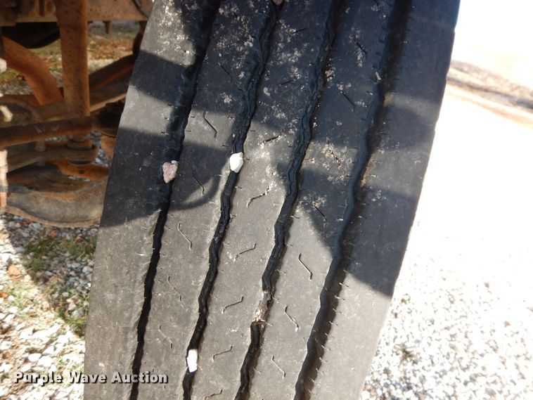 image for item DJ2762 1999 Chevrolet Blue Bird  school bus