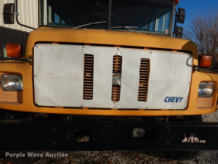 image for item DJ2762 1999 Chevrolet Blue Bird  school bus