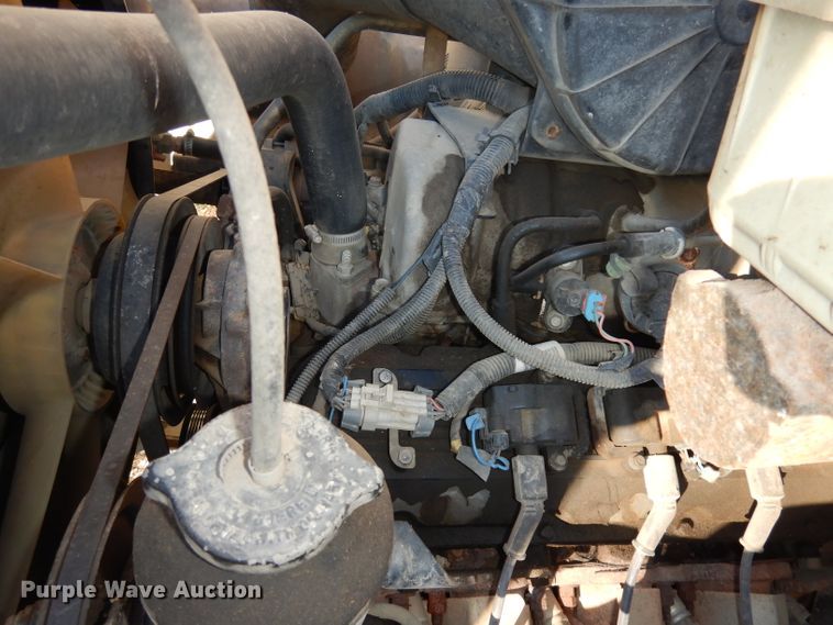 image for item DJ2762 1999 Chevrolet Blue Bird  school bus