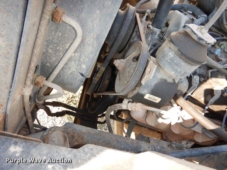 image for item DJ2762 1999 Chevrolet Blue Bird  school bus