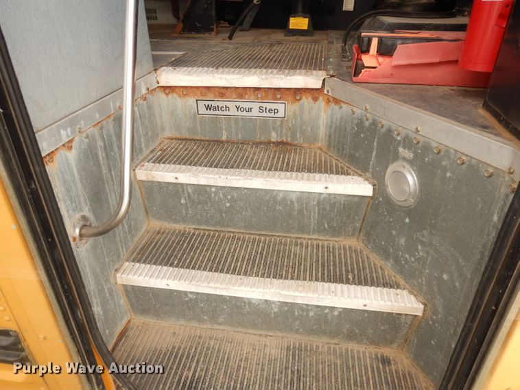 image for item DJ2762 1999 Chevrolet Blue Bird  school bus