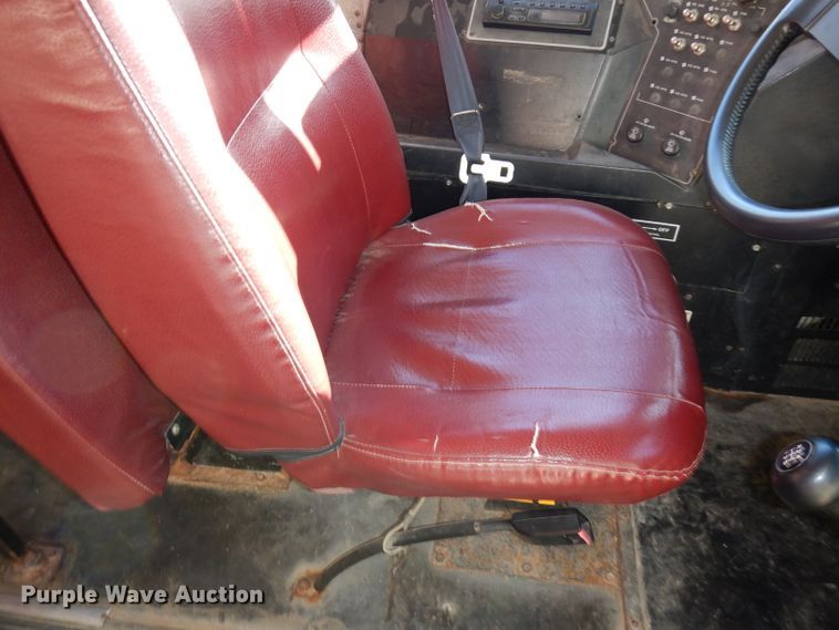 image for item DJ2762 1999 Chevrolet Blue Bird  school bus