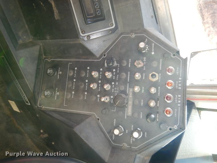 image for item DJ2762 1999 Chevrolet Blue Bird  school bus