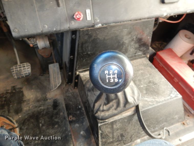 image for item DJ2762 1999 Chevrolet Blue Bird  school bus