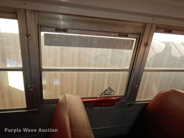 image for item DJ2762 1999 Chevrolet Blue Bird  school bus