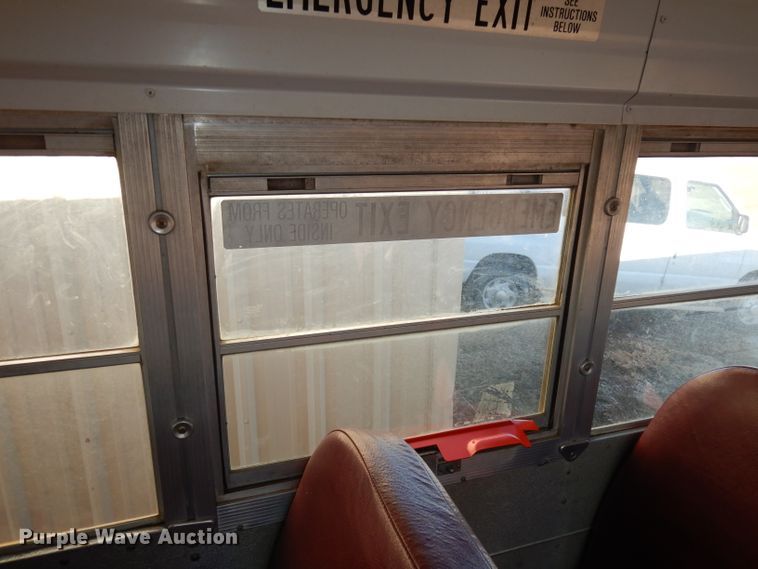 image for item DJ2762 1999 Chevrolet Blue Bird  school bus