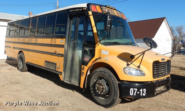image for item DJ2787 2007 Freightliner  school bus