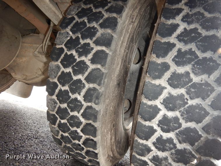 image for item DJ2797 2011 Freightliner Thomas  school bus