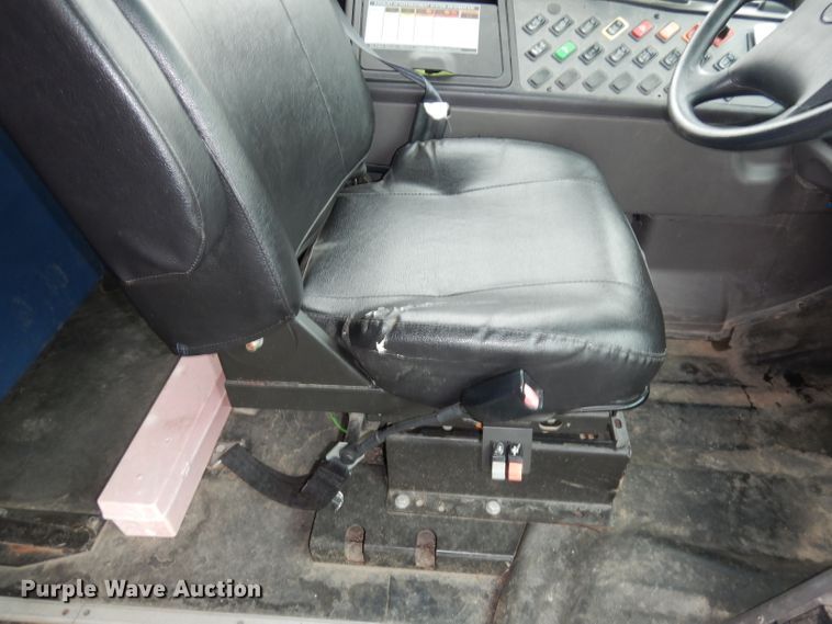 image for item DJ2797 2011 Freightliner Thomas  school bus