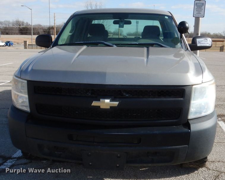 image for item DJ2803 2009 Chevrolet Silverado 1500  Ext. Cab pickup truck