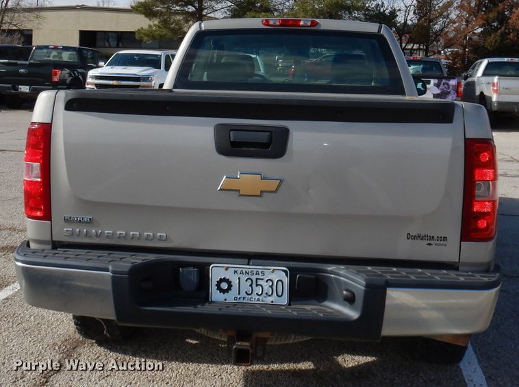 image for item DJ2803 2009 Chevrolet Silverado 1500  Ext. Cab pickup truck