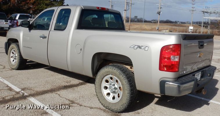image for item DJ2803 2009 Chevrolet Silverado 1500  Ext. Cab pickup truck