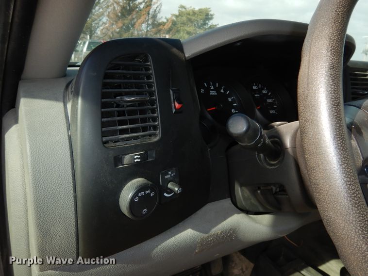 image for item DJ2803 2009 Chevrolet Silverado 1500  Ext. Cab pickup truck