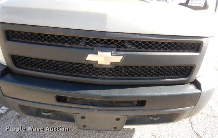 image for item DJ2803 2009 Chevrolet Silverado 1500  Ext. Cab pickup truck