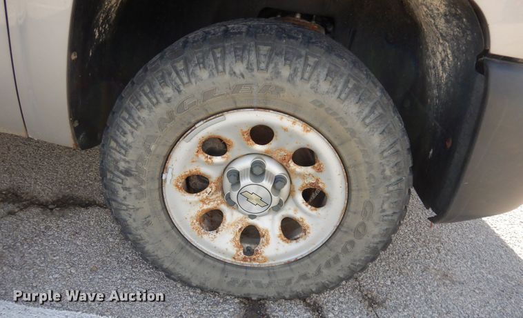 image for item DJ2803 2009 Chevrolet Silverado 1500  Ext. Cab pickup truck