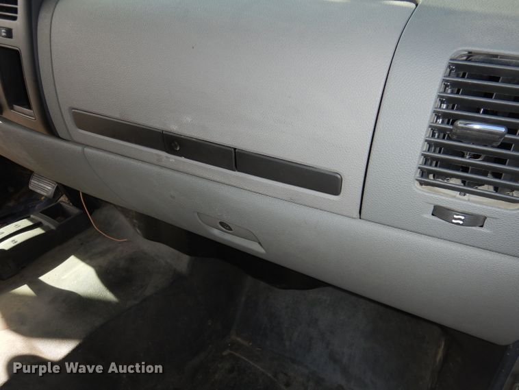 image for item DJ2803 2009 Chevrolet Silverado 1500  Ext. Cab pickup truck