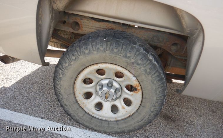 image for item DJ2803 2009 Chevrolet Silverado 1500  Ext. Cab pickup truck