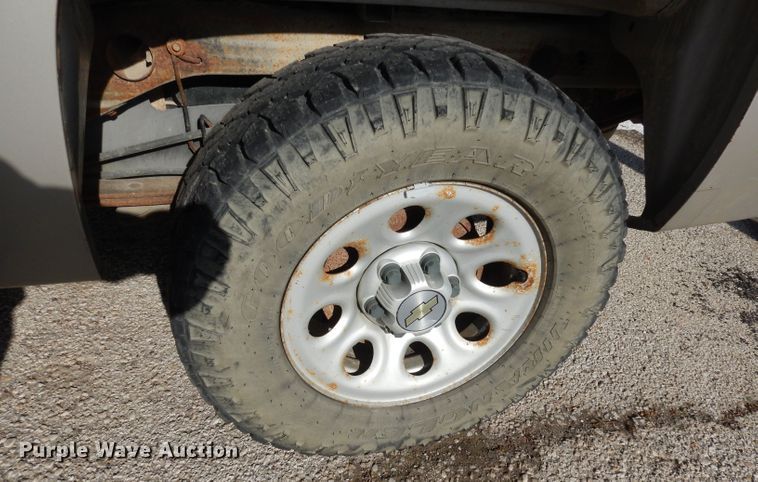 image for item DJ2803 2009 Chevrolet Silverado 1500  Ext. Cab pickup truck