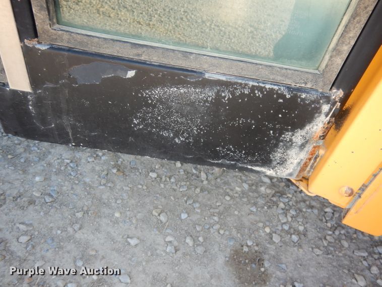 image for item DJ2821 2004 Ford E450  school bus