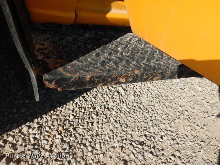 image for item DJ2821 2004 Ford E450  school bus