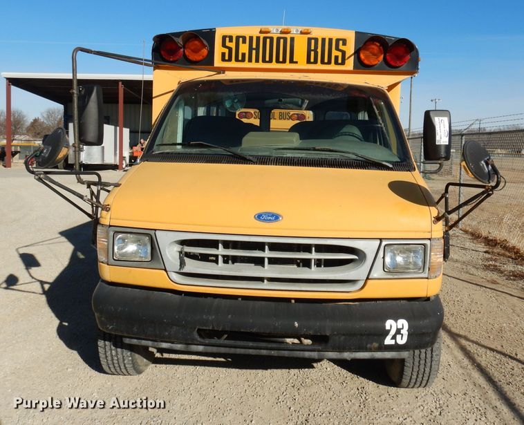 image for item DJ2822 1997 Ford E350  school bus