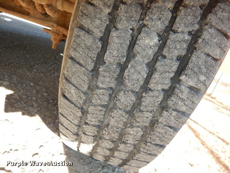 image for item DJ2822 1997 Ford E350  school bus