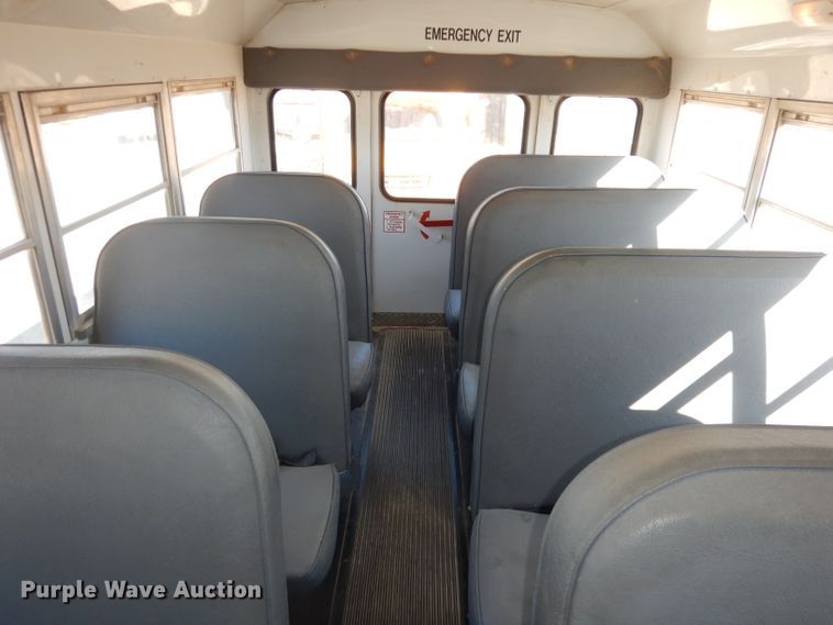 image for item DJ2822 1997 Ford E350  school bus