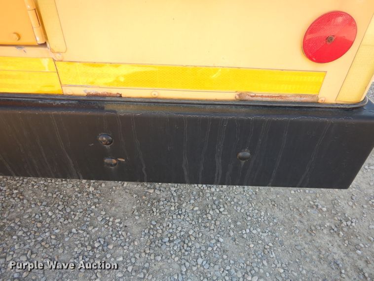 image for item DJ2822 1997 Ford E350  school bus