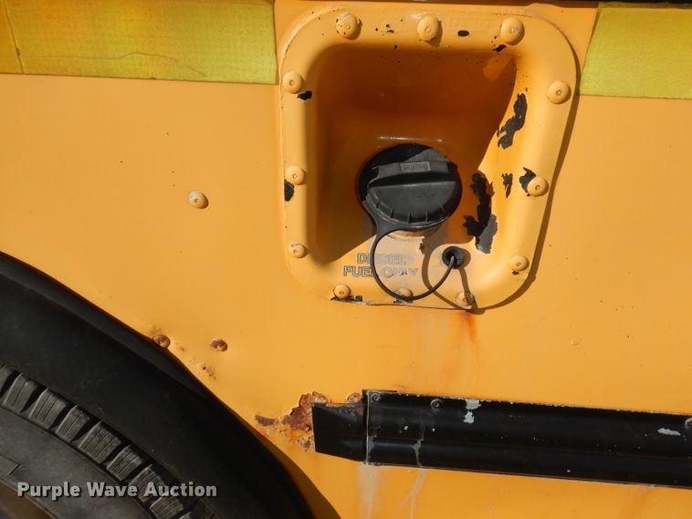 image for item DJ2822 1997 Ford E350  school bus