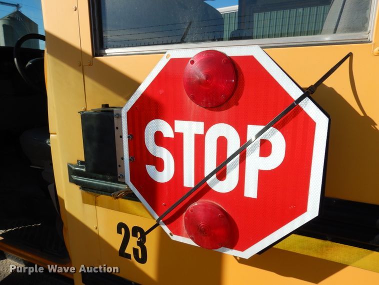 image for item DJ2822 1997 Ford E350  school bus