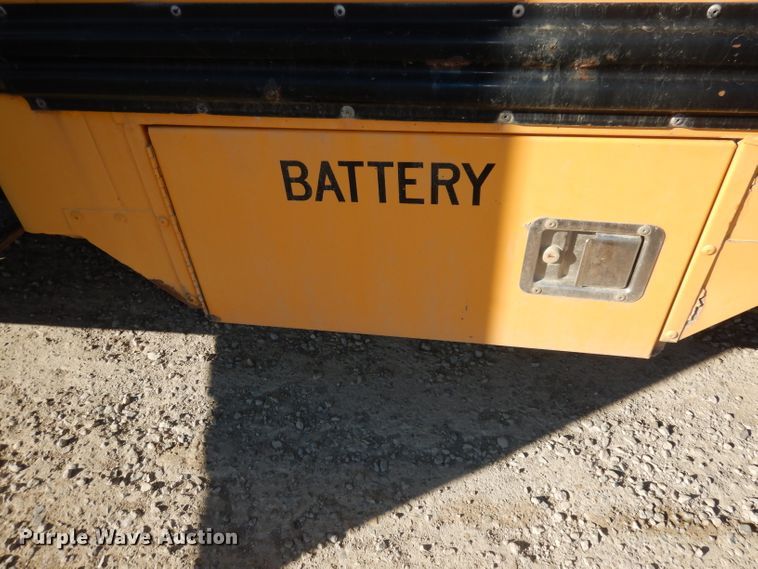 image for item DJ2822 1997 Ford E350  school bus